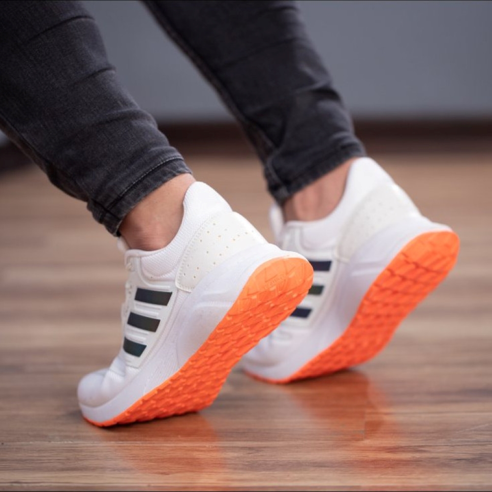 کفش مردانه آدیداس piko سفید